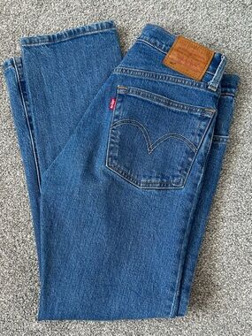 Levi's Women's High-Rise Indigo Blue Straight Jeans